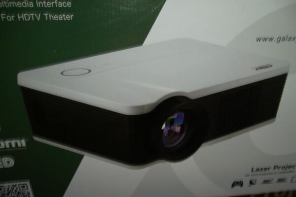 LED 4K Full HD Projector