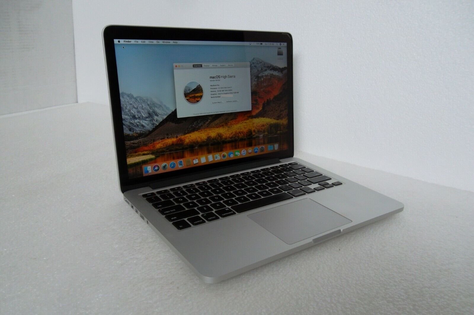 Apple MacBook Pro 13 laptop