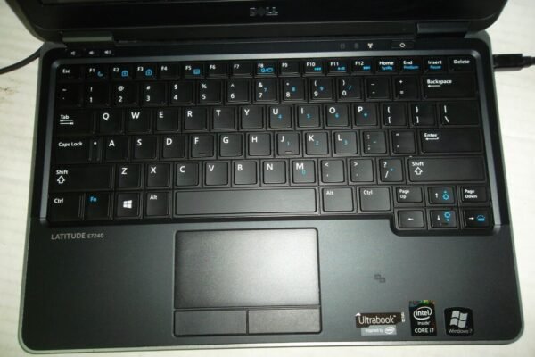 Dell Latitude E7240 Laptop with Intel Core i7, 8GB 256GB SSD